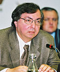 Photo of Howard Alper