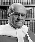 Photo of Frank Iacobucci